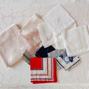 Ladies Handkerchiefs and Satin Hankie Case CUTTER CRAFT hankies